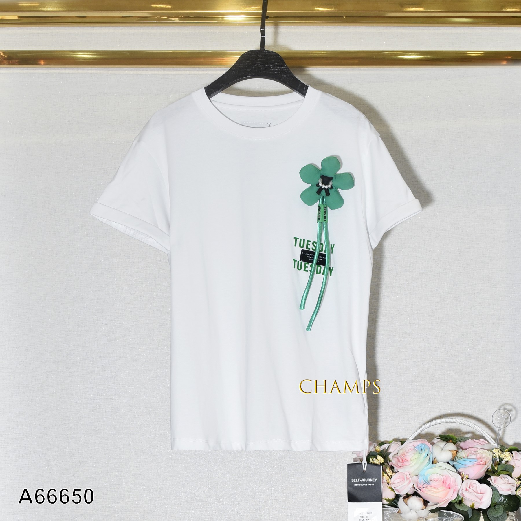 ÁO THUN TRẮNG HOA XANH 66650