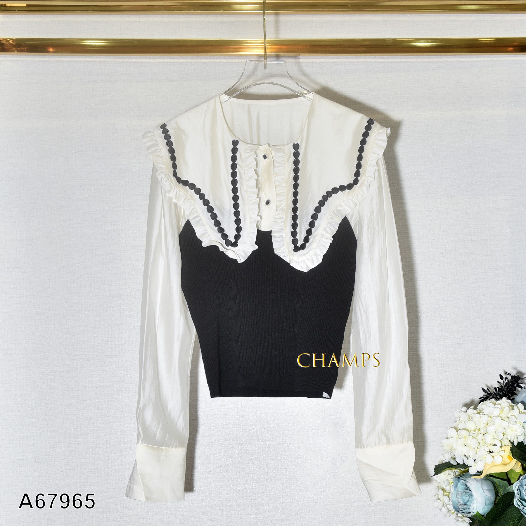 ÁO LEN ĐEN PHỐI KEM CỔ SEN 67965