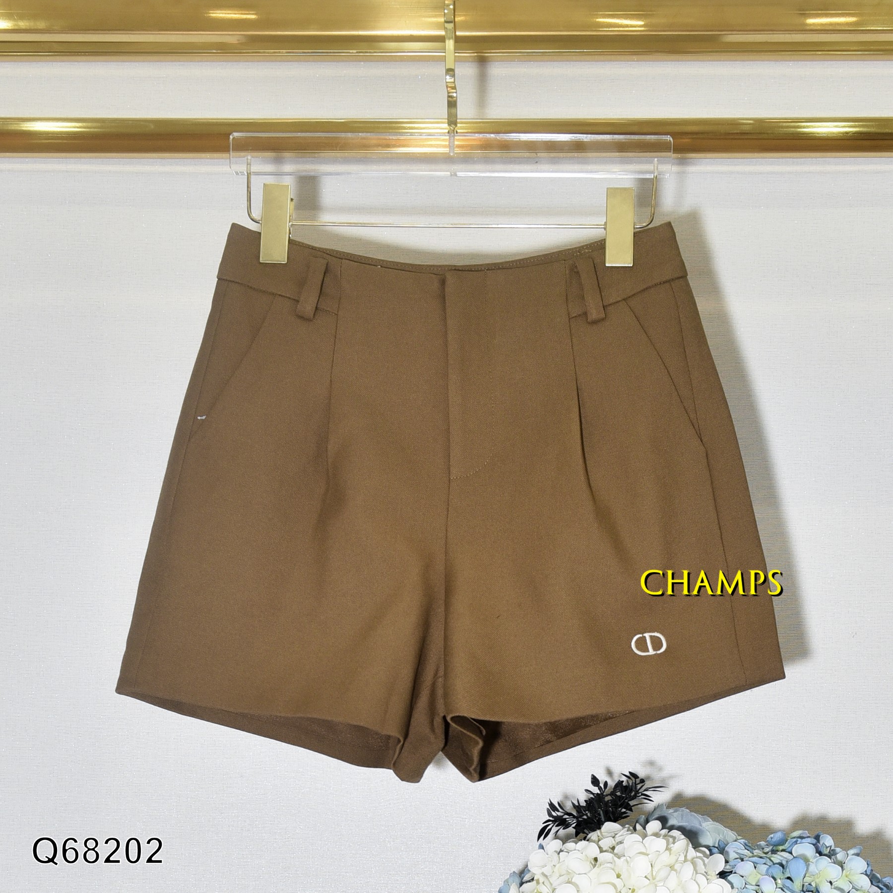 QUẦN SHORT NÂU CD LOGO +DN 68202