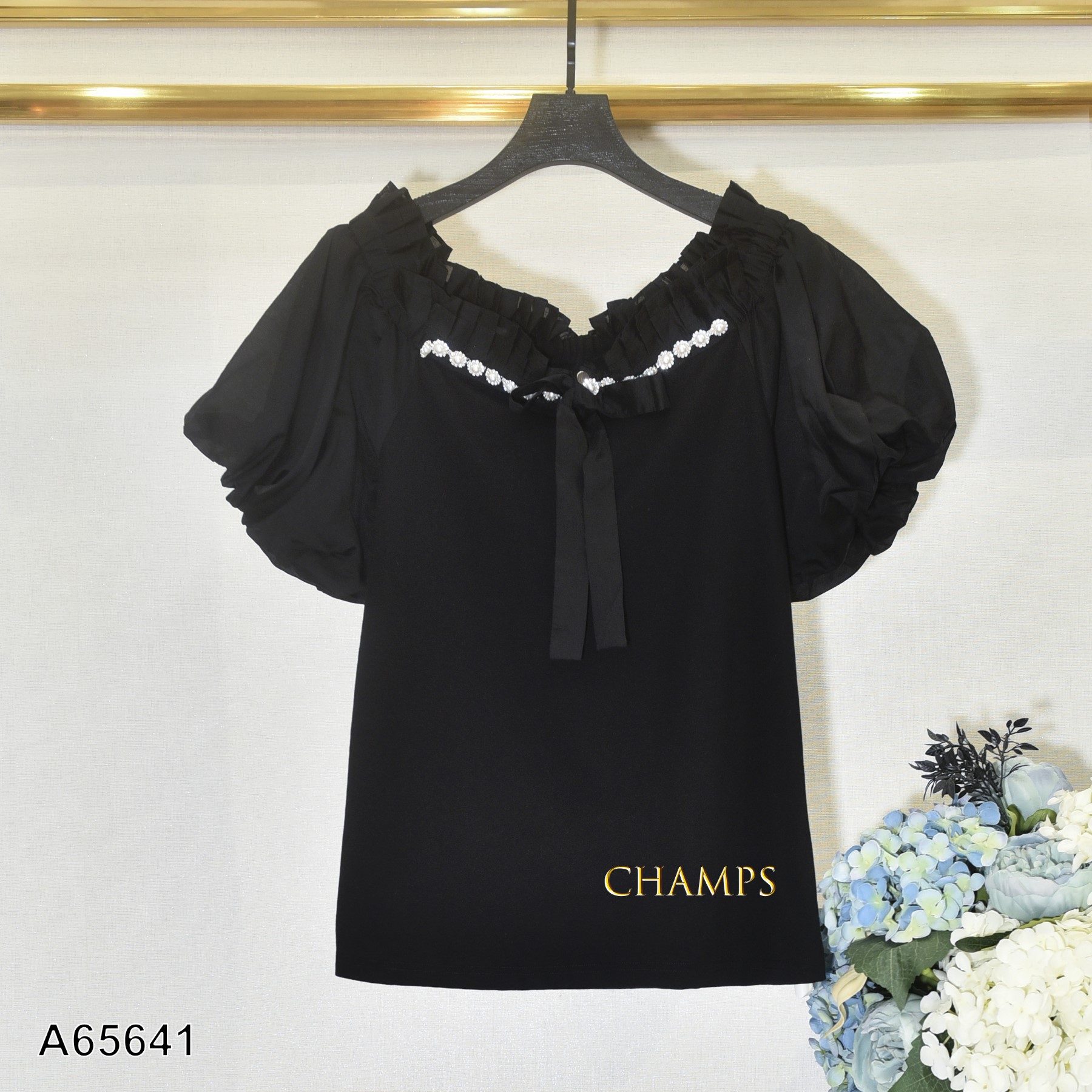 ÁO ĐEN THUN TAY LỤA VAI TRỄ HẠT 65641