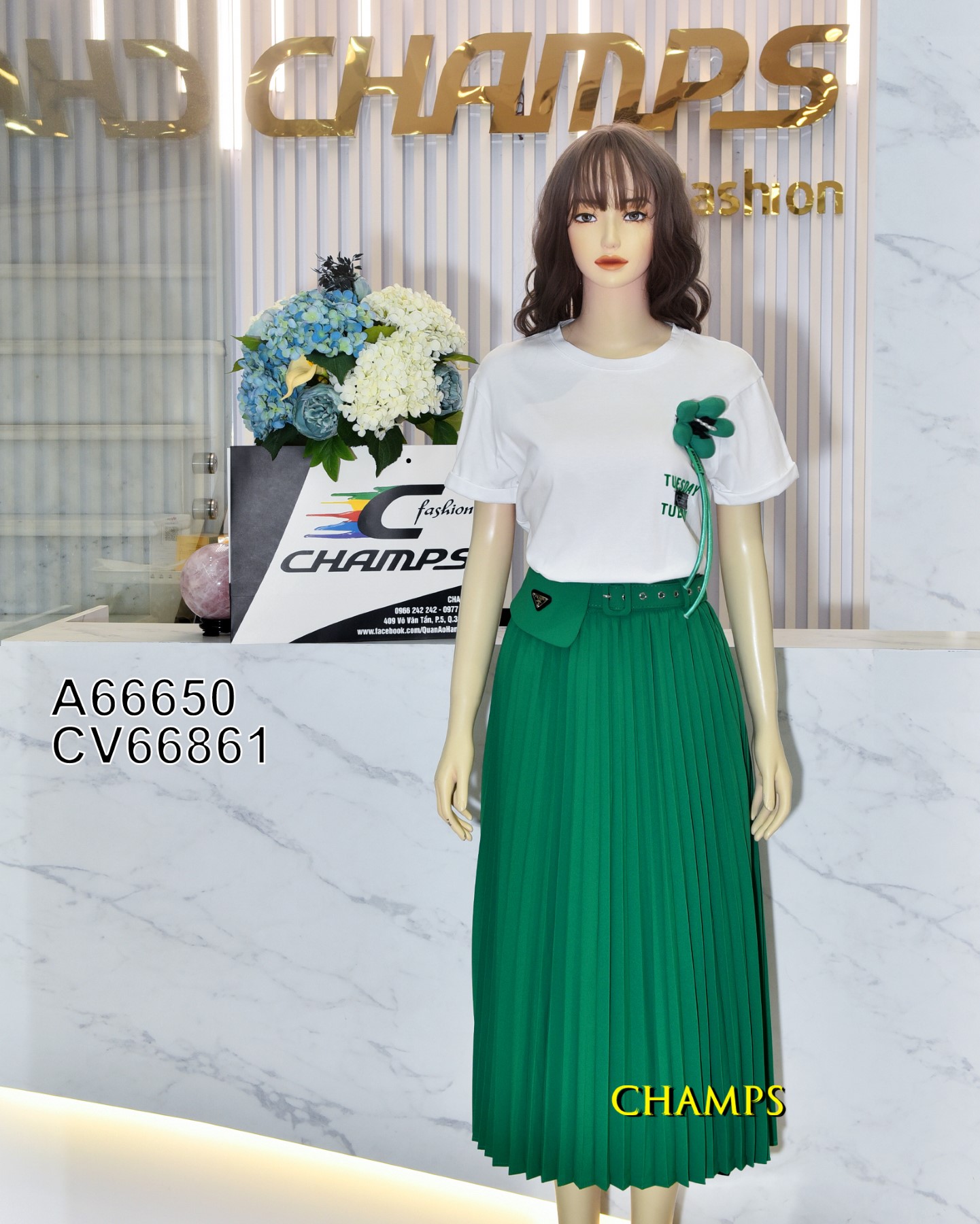 ÁO THUN TRẮNG HOA XANH 66650