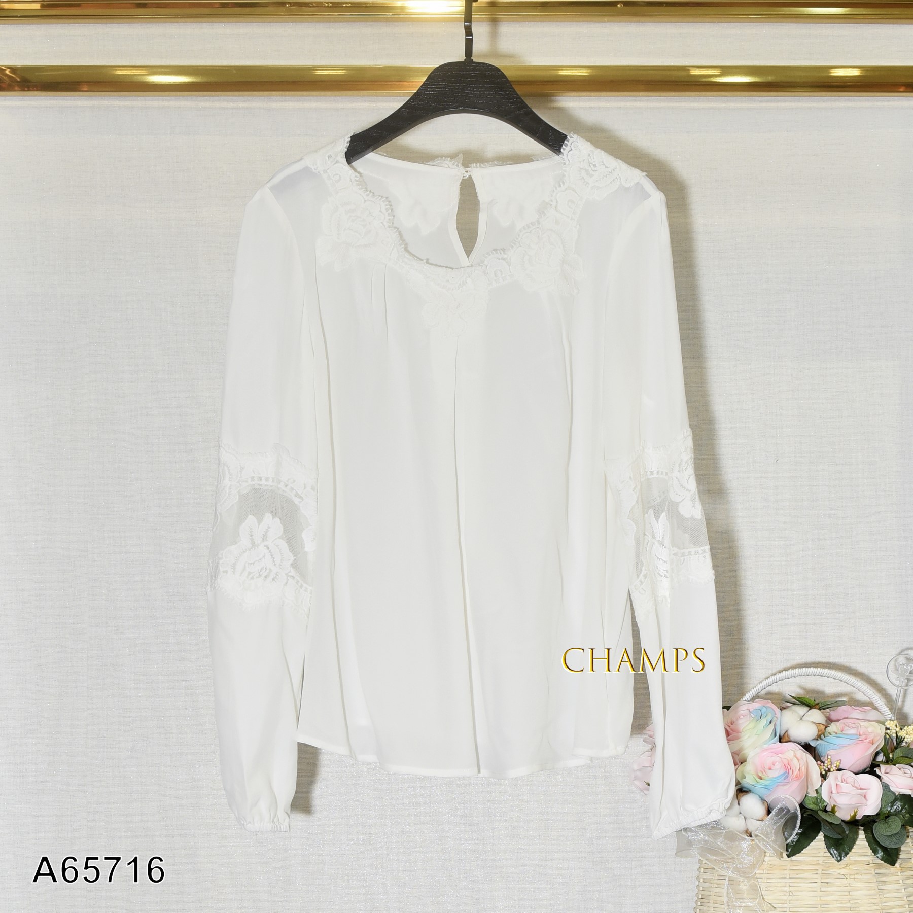 ÁO LỤA TRẮNG REN TAY DÀI 65716