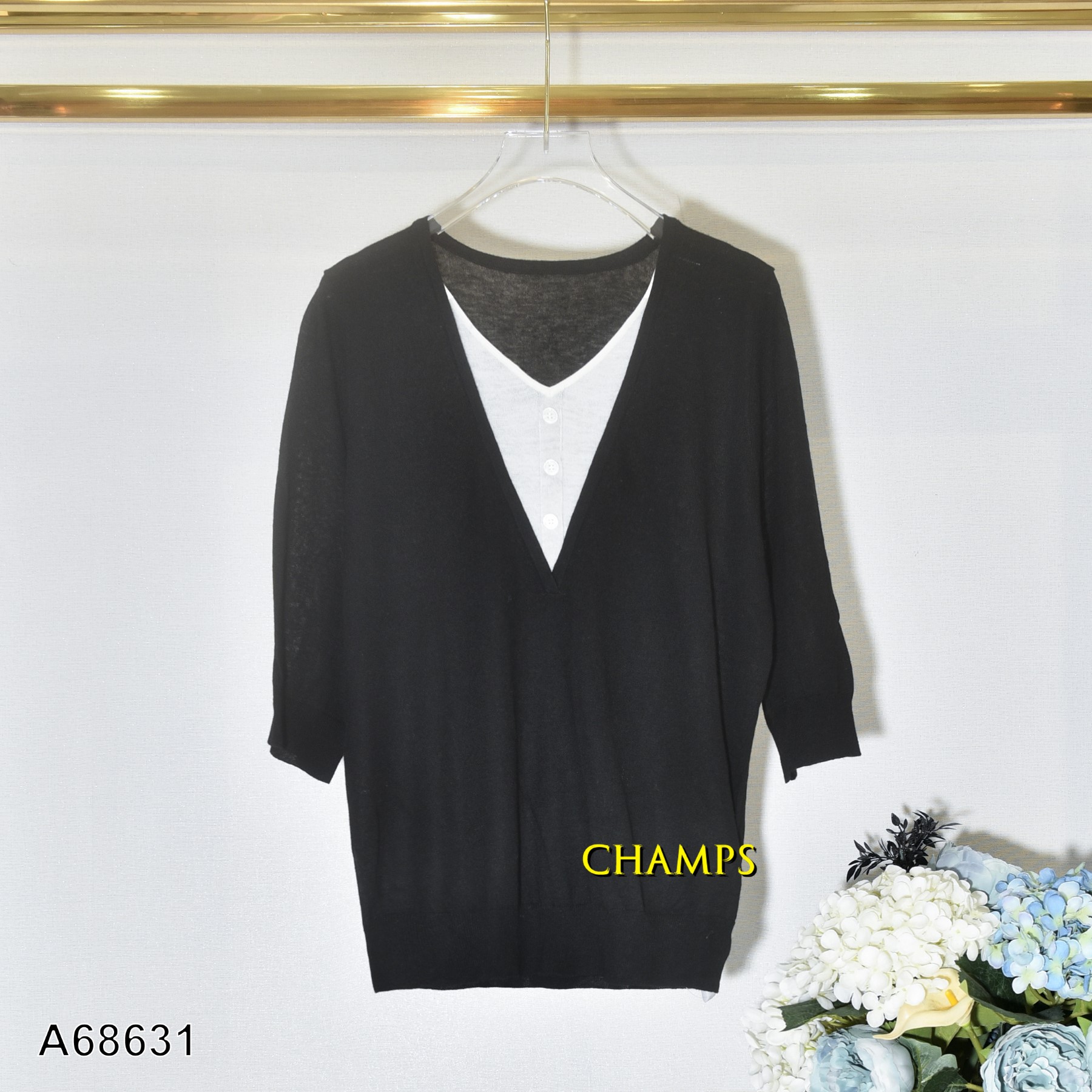 ÁO LEN ĐEN PHỐI CỔ KEM TAY DÀI 68631