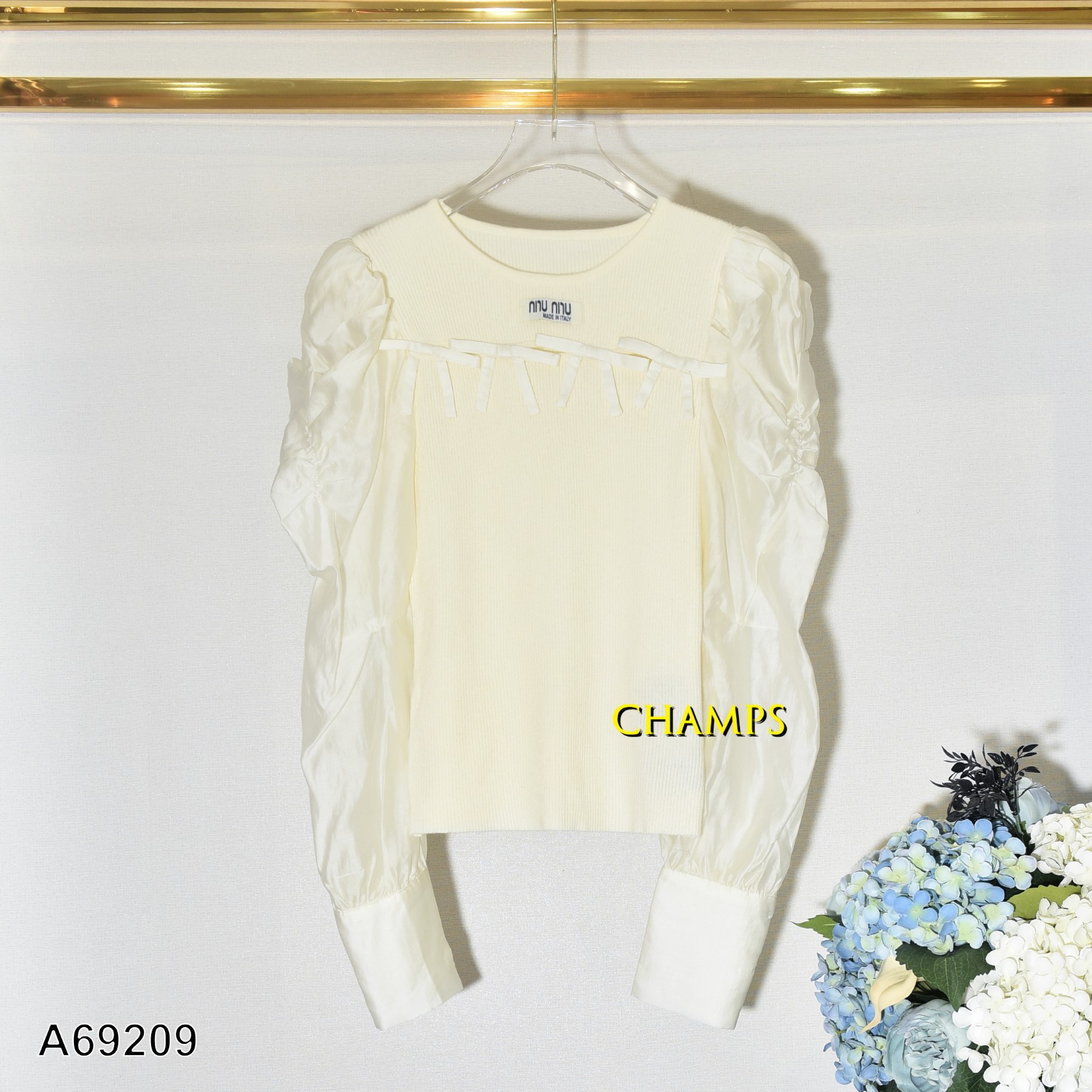 ÁO LEN TRẮNG MIUMIU NƠ 69209