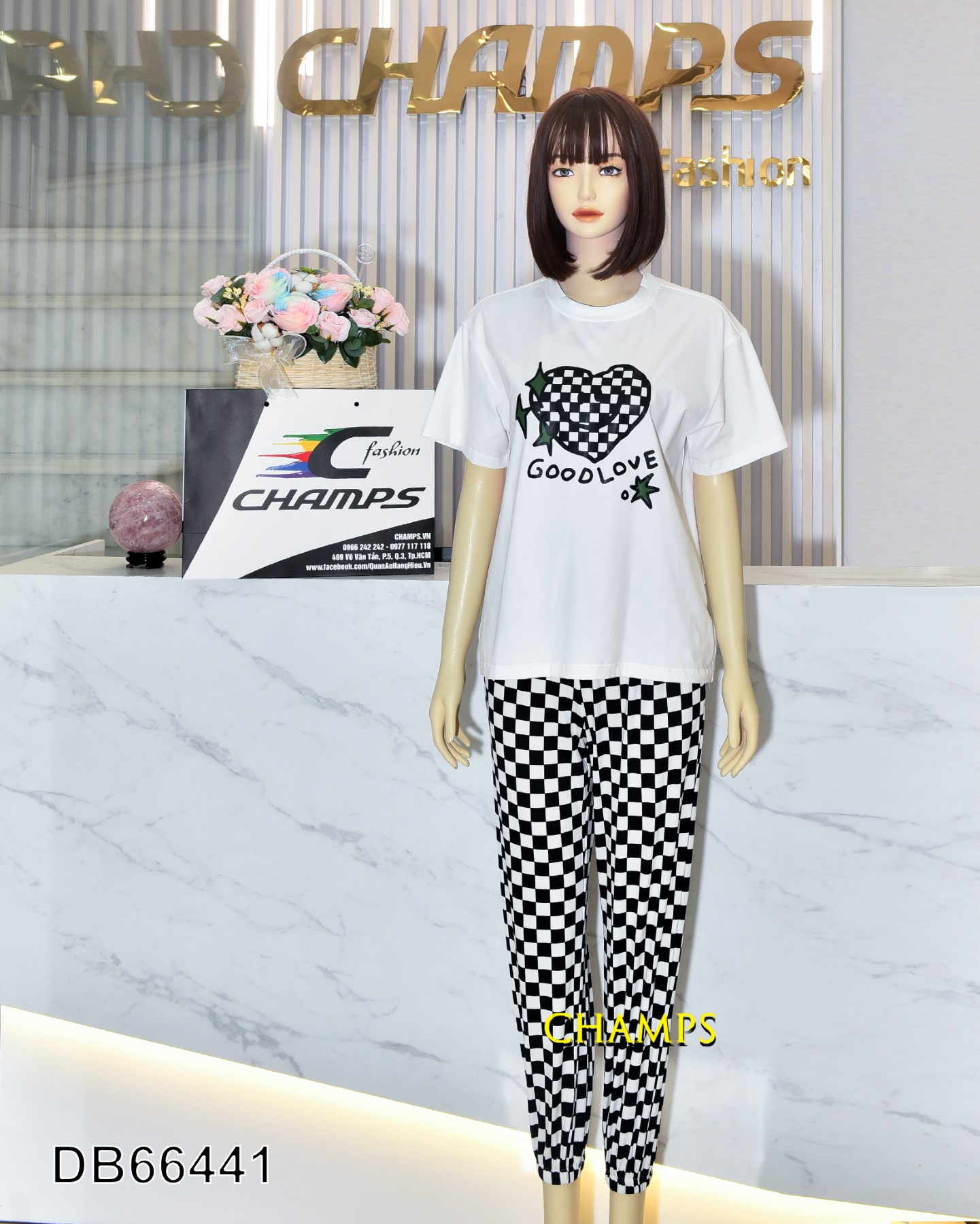 BỘ THUN ÁO TRẮNG +QUẦN Ô 66441