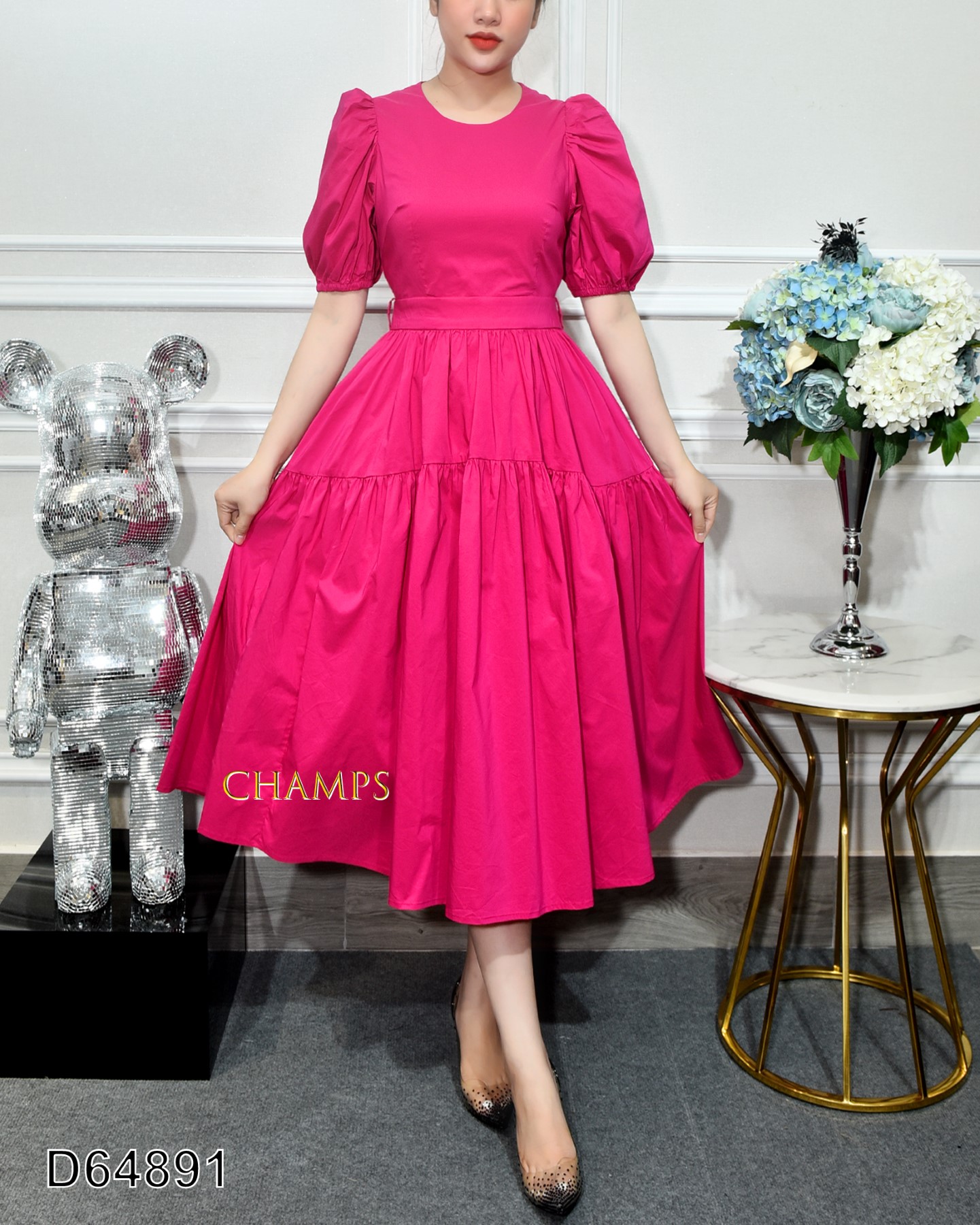 ĐẦM XÔ HỒNG DÀI SAU LƯNG TIM 64891