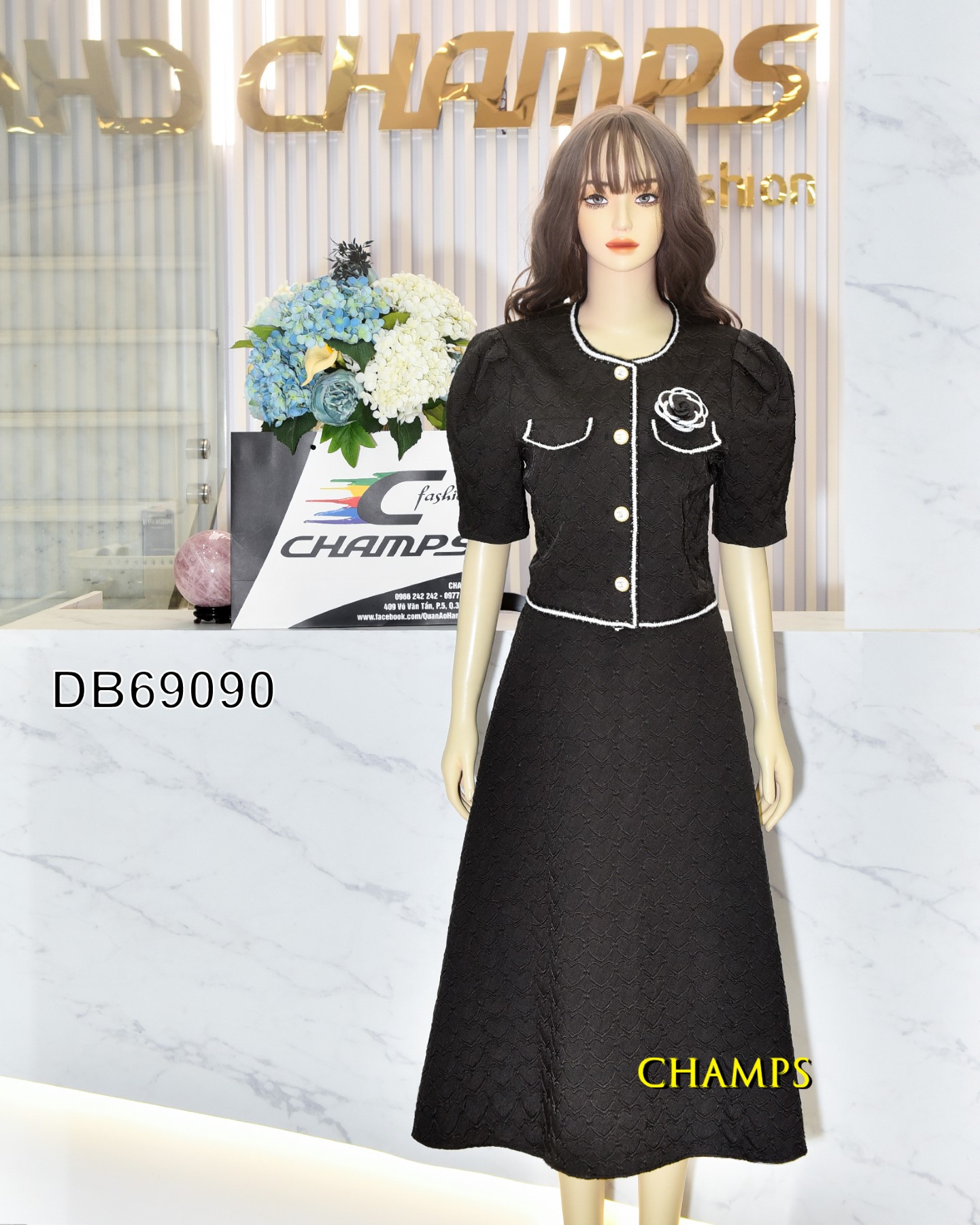 BỘ ĐEN CHANEL +CV +CÀI HOA 69090