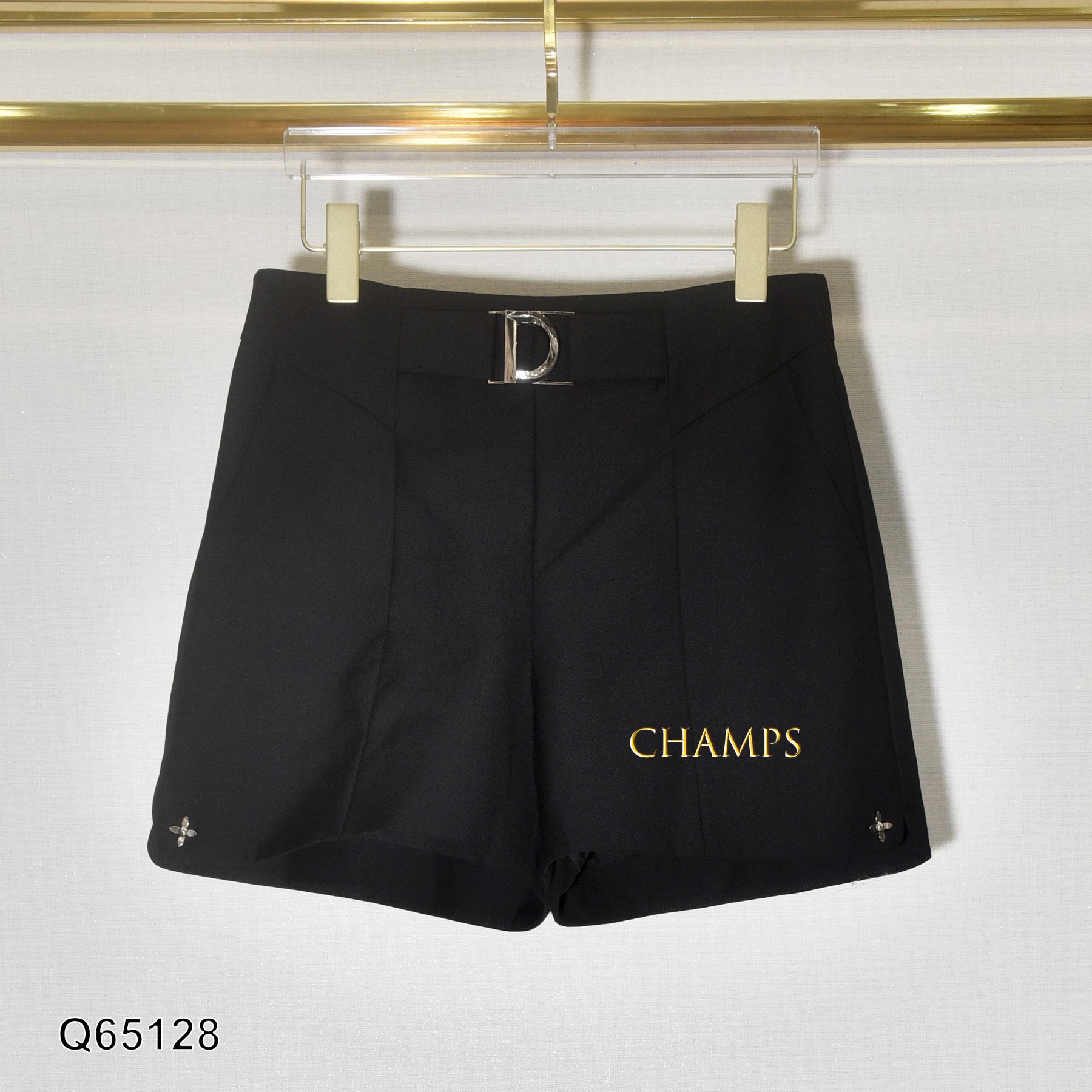 QUẦN SHORT KHÓA D 65128