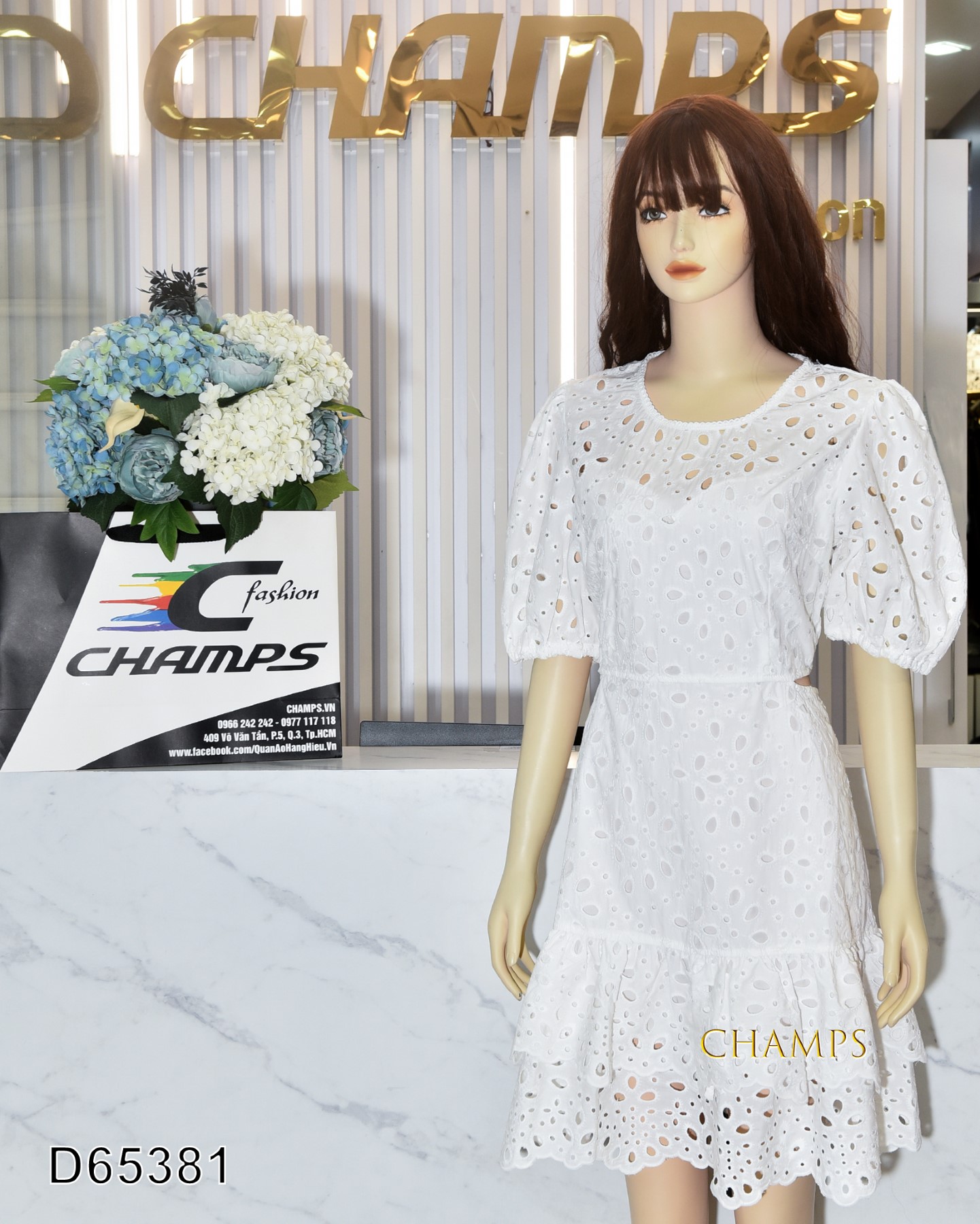 ĐẦM REN TRẮNG HỞ EO 65381