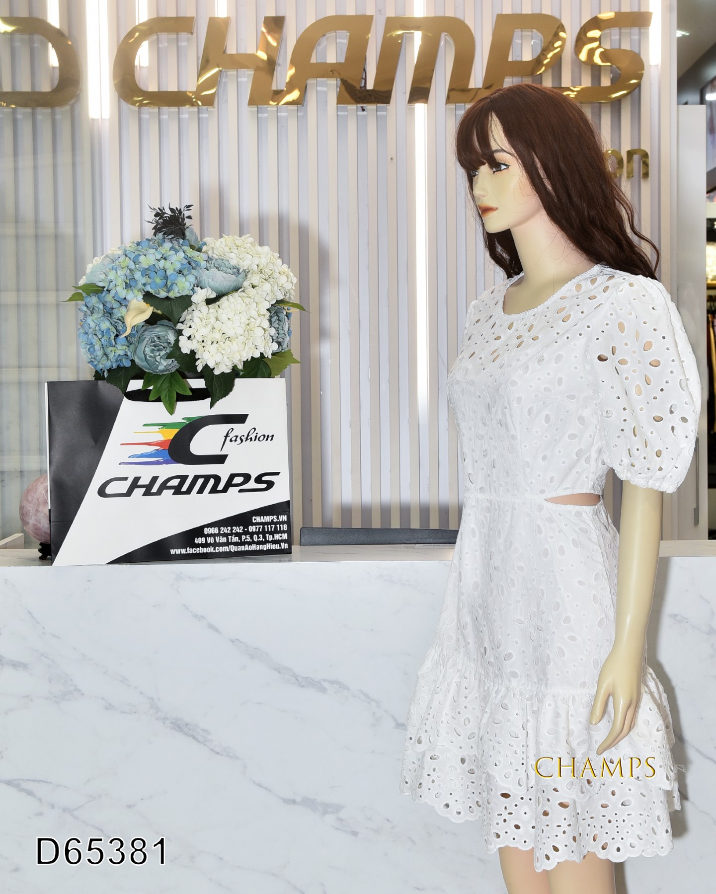 ĐẦM REN TRẮNG HỞ EO 65381