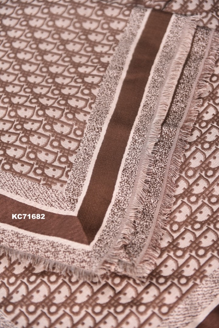 KHĂN CHOÀNG DIOR NÂU 71682