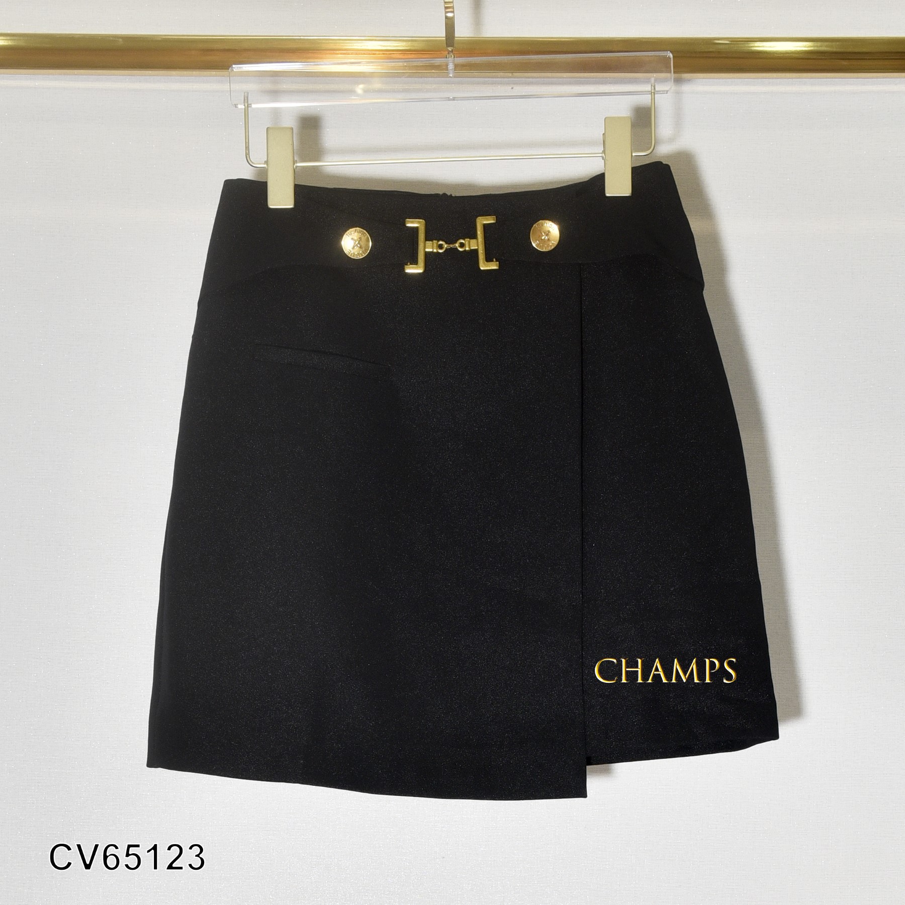 CHÂN VÁY ĐEN KHÓA VÀNG 65123