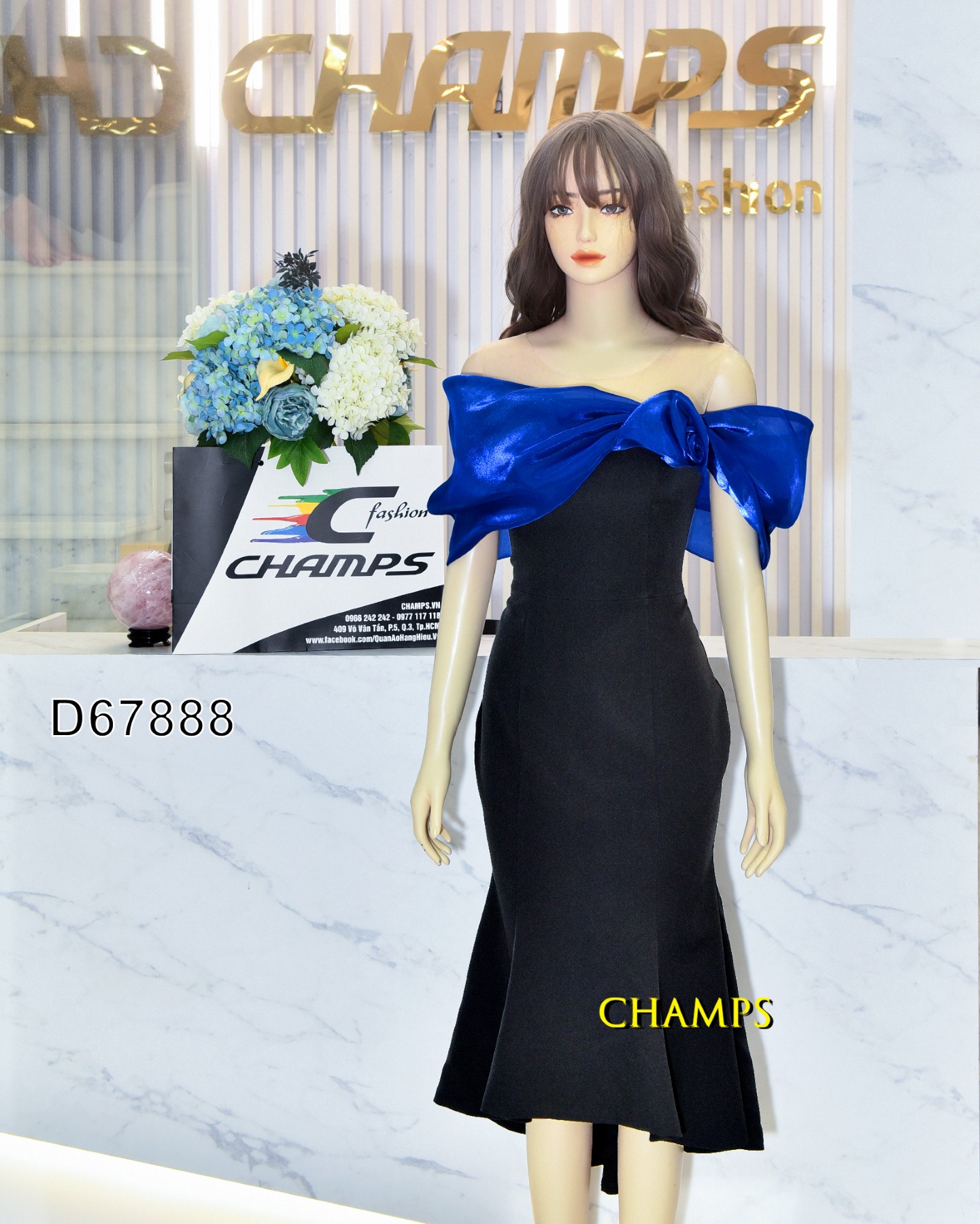 ĐẦM ĐEN ĐUÔI CÁ VAI TRỄ HOA TƠ XANH 67888