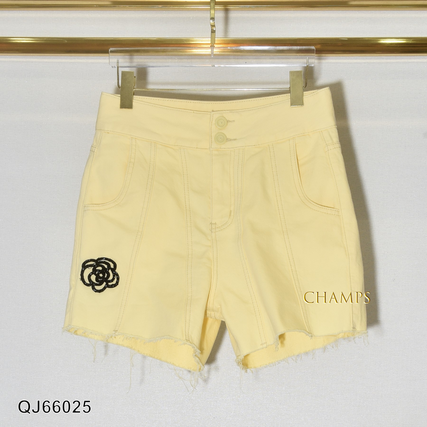 QUẦN JEAN SHORT VÀNG CHANEL HOA 66025