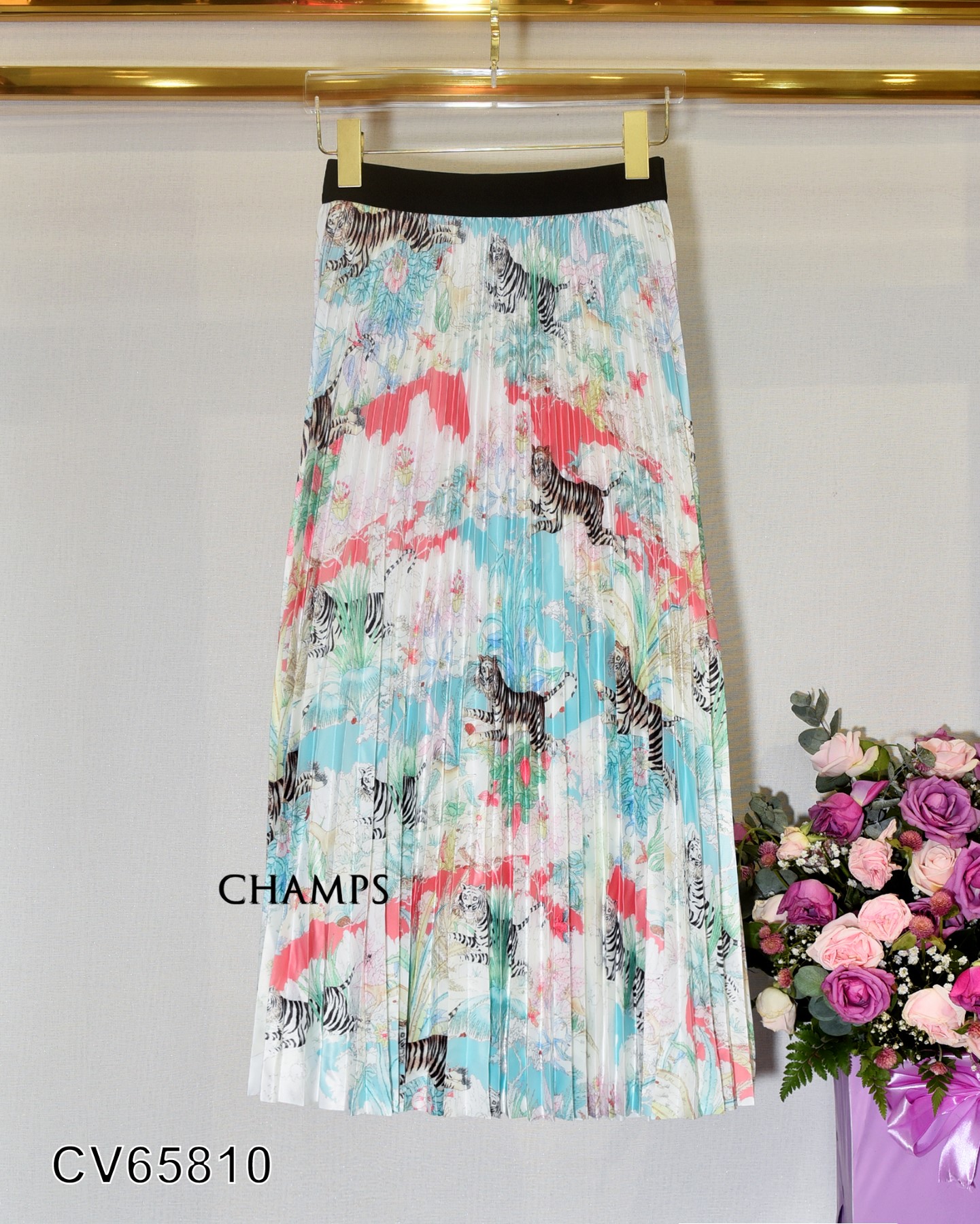 CHÂN VÁY NHÚNG GUCCI KEM XANH 65810