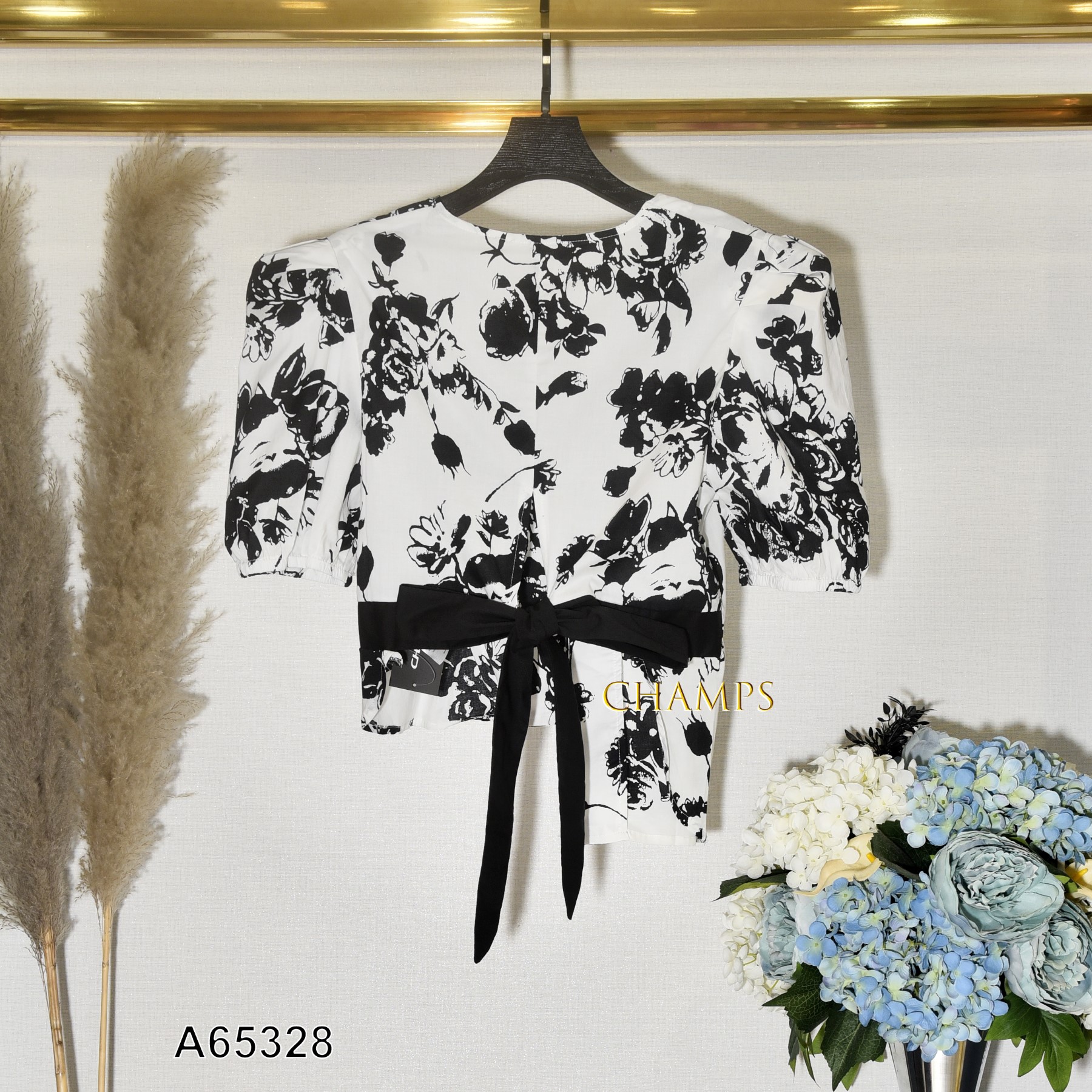 ÁO XÔ TRẮNG HOA ĐEN 65328