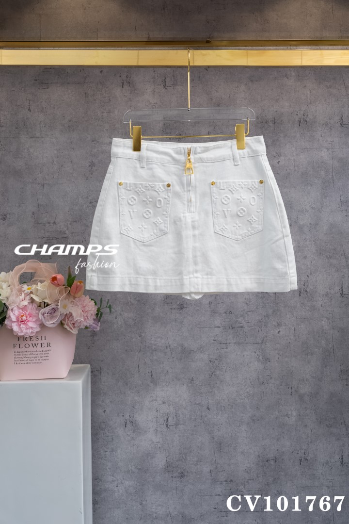 CHÂN VÁY TRẮNG LV 101767