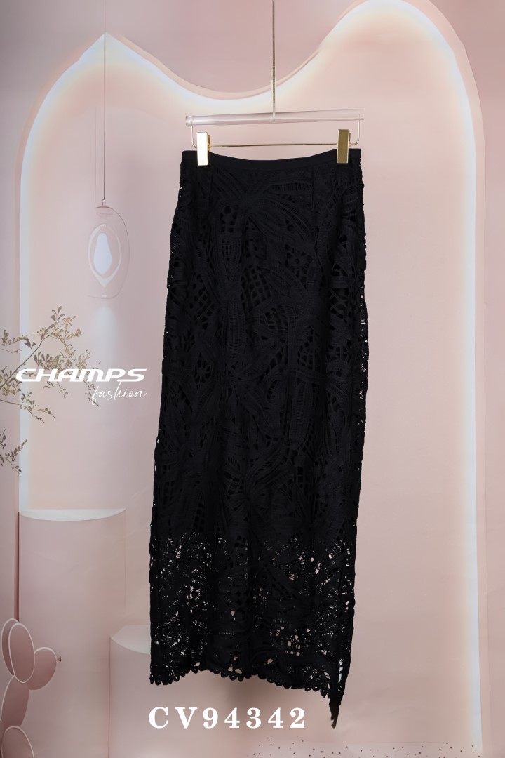 CHÂN VÁY ĐEN REN DÀI 94342