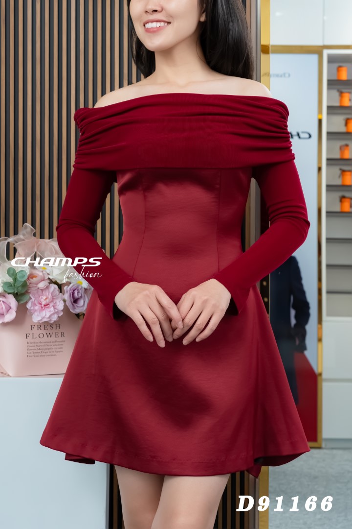 ĐẦM ĐỎ VAI TRỄ 91166