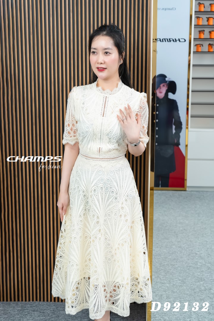 ĐẦM KEM REN DÀI 92132