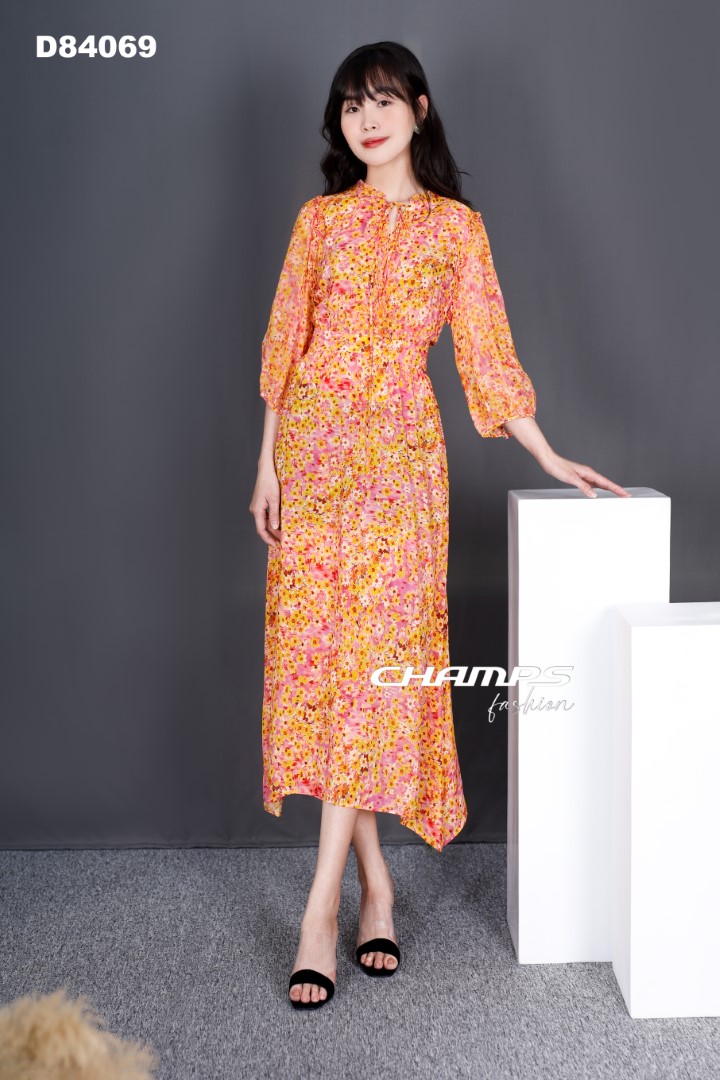 ĐẦM LỤA TƠ VÀNG DÀI HOA NHÍ 84069