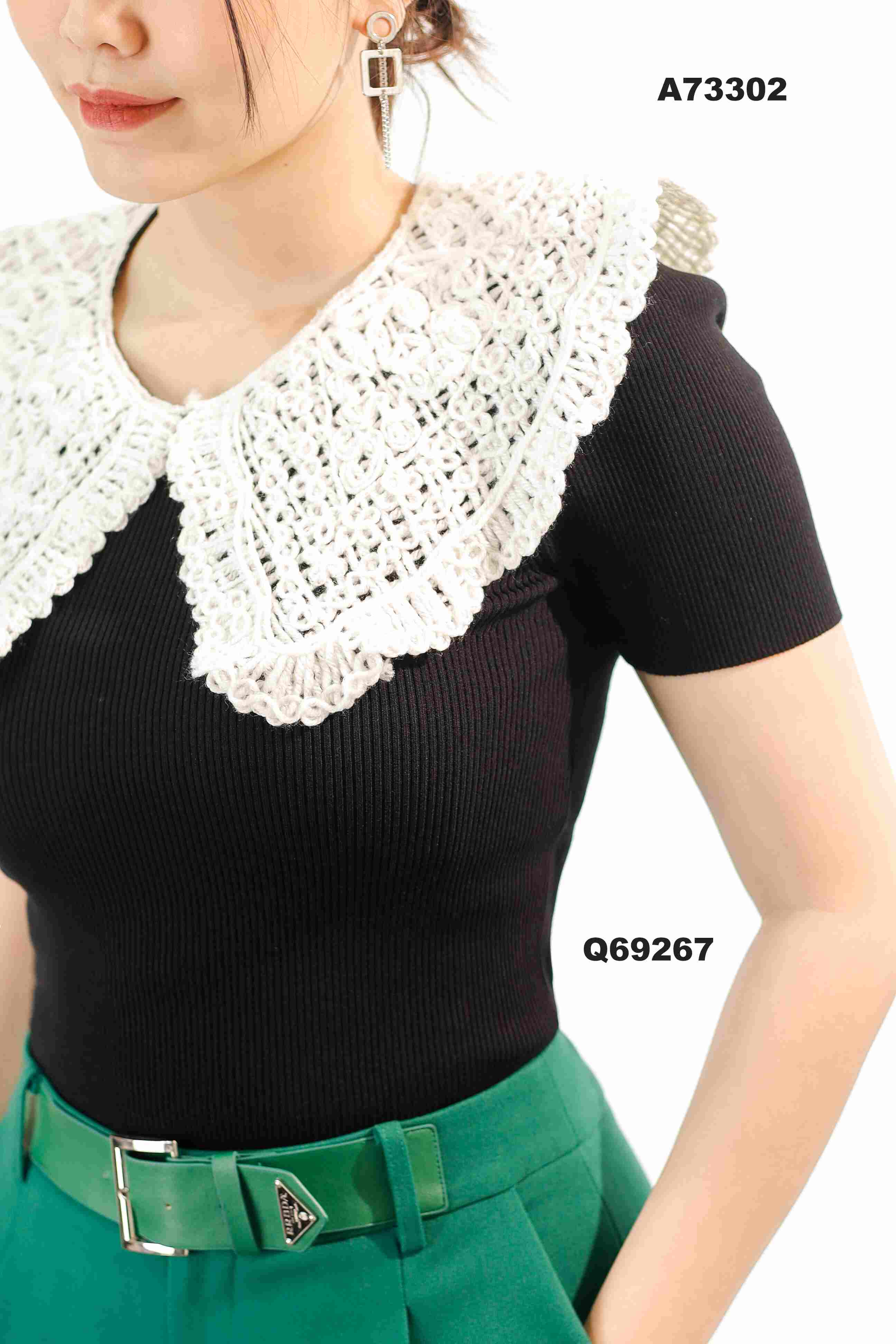 ÁO LEN ĐEN CỔ REN 73302