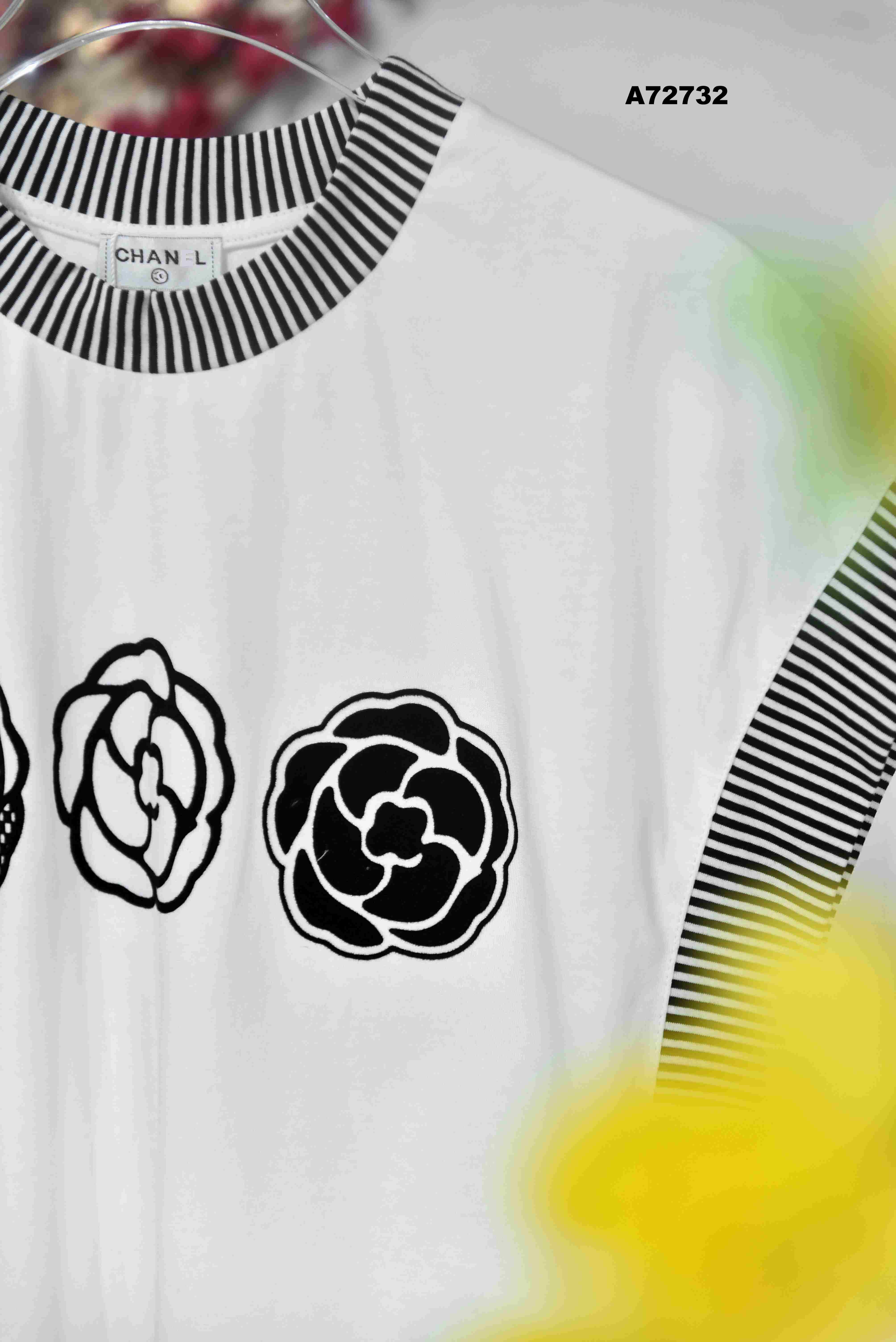 ÁO THUN CHANEL TRẮNG 72732