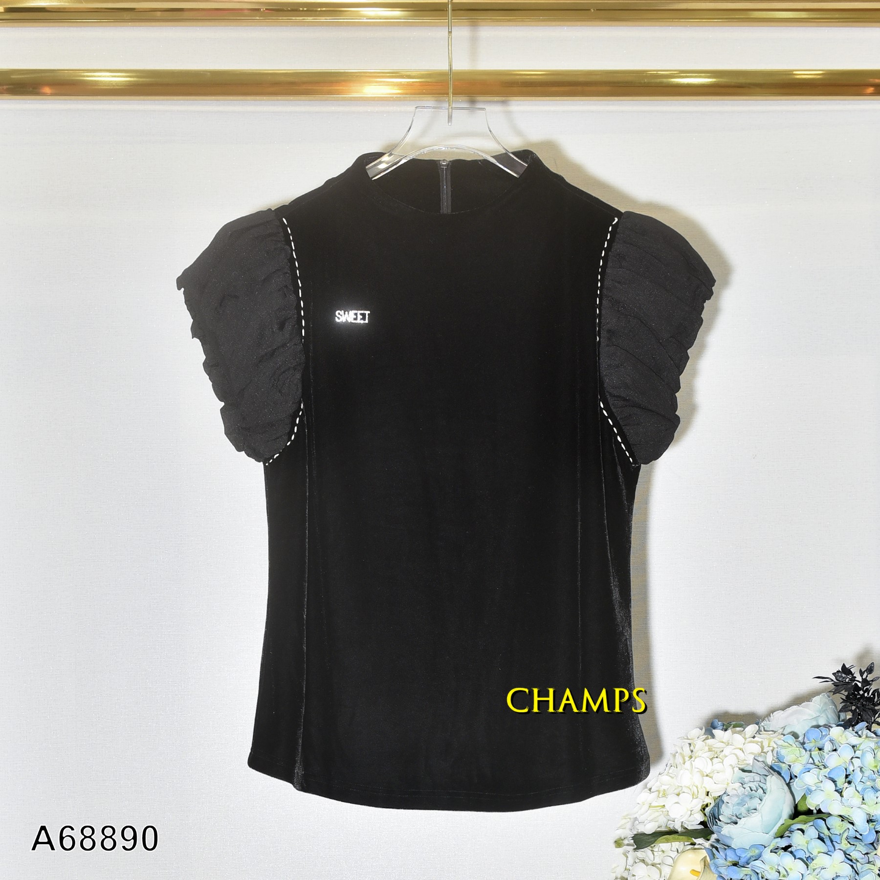 ÁO NHUNG ĐEN TAY BÈO 68890