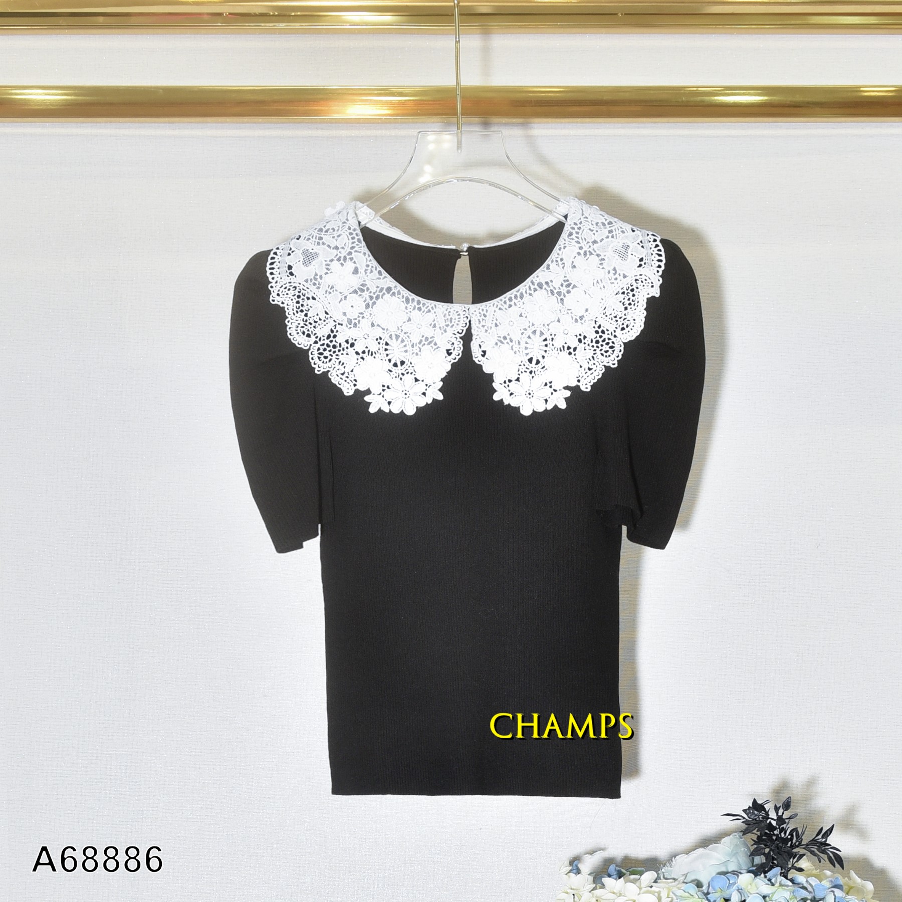 ÁO LEN ĐEN CỔ REN 68886