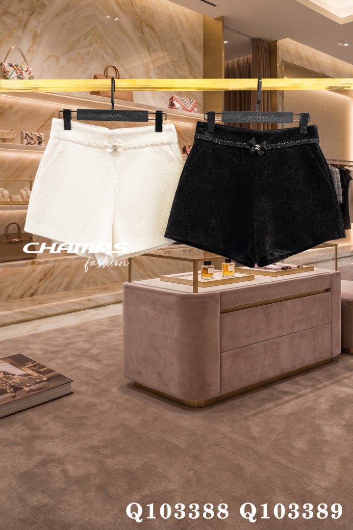 QUẦN SHORT NHUNG ĐEN 103389