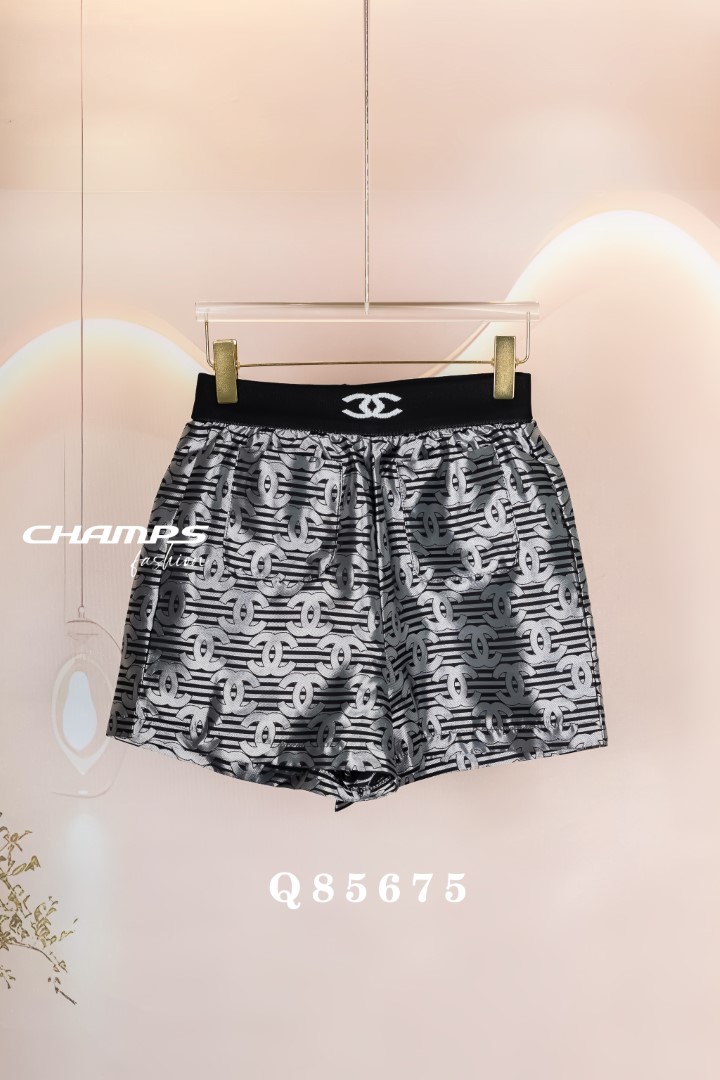 QUẦN SHORT CHANEL XÁM 85675