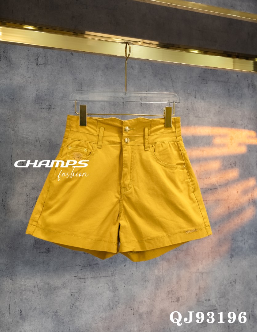 QUẦN SHORT JEAN VÀNG LƯNG CAO CHANEL 83196
