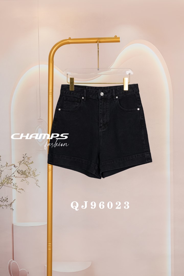 QUẦN SHORT JEAN ĐEN CH 96023