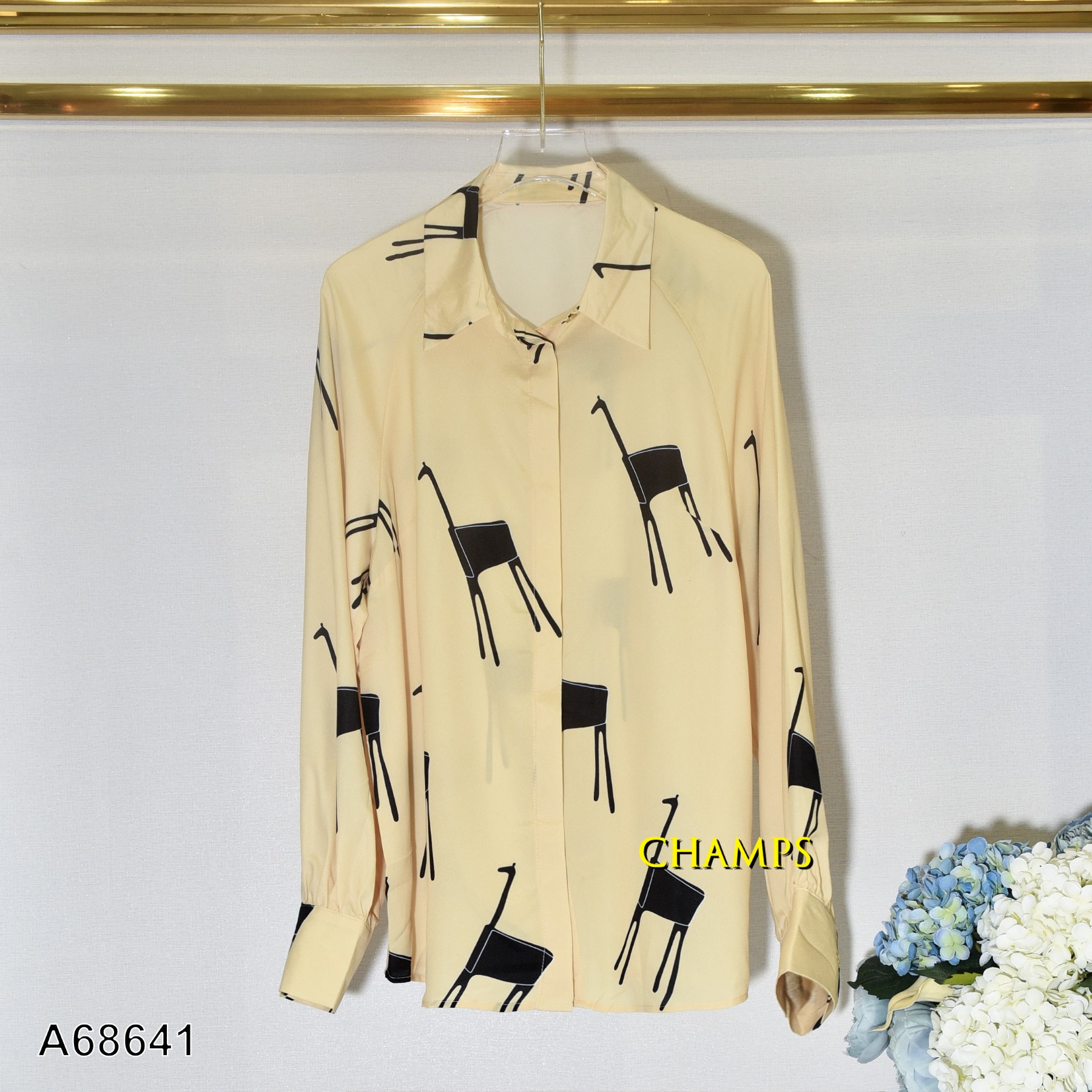 ÁO LỤA VÀNG HƯƠU 68641