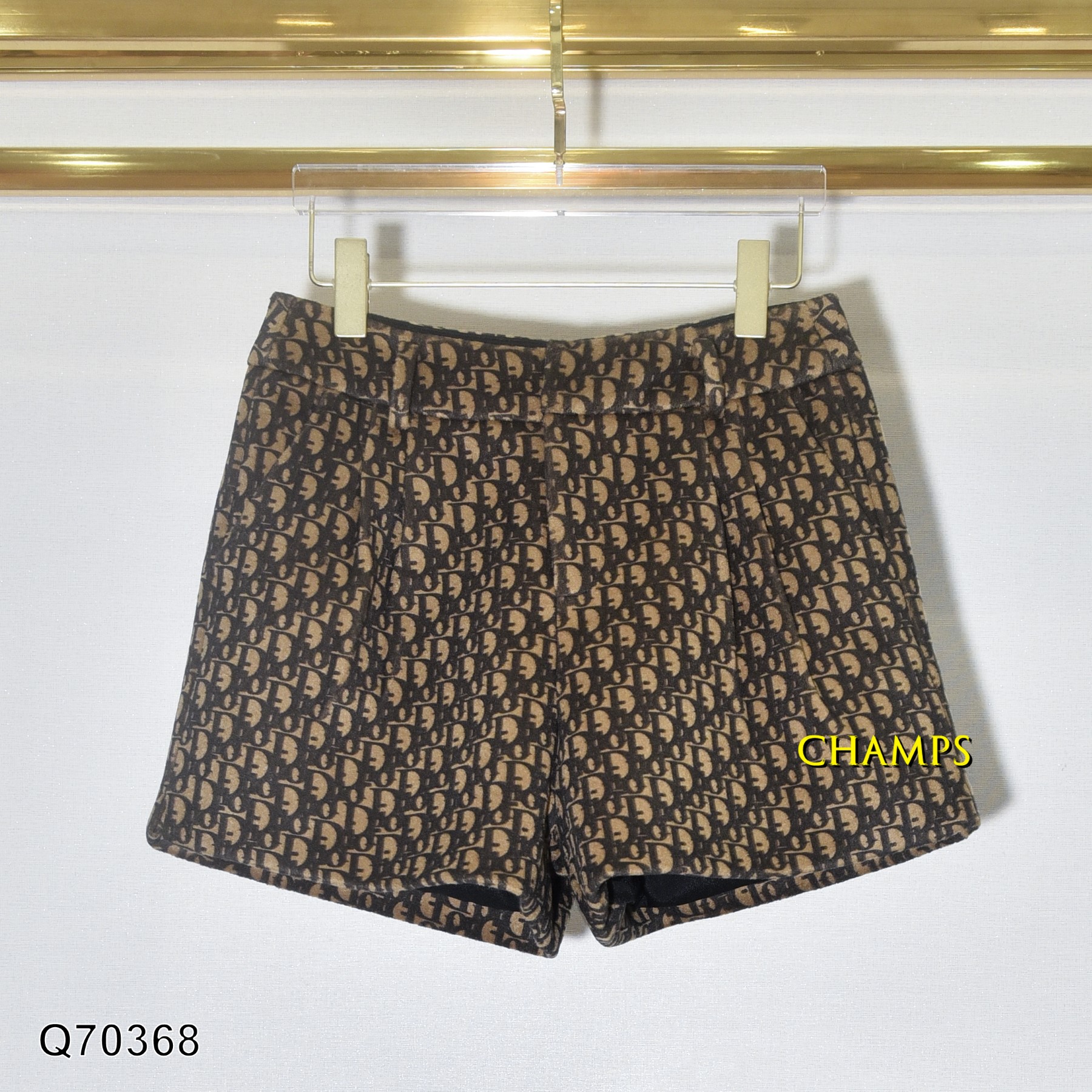 QUẦN SHORT DIOR DẠ +DN 70368