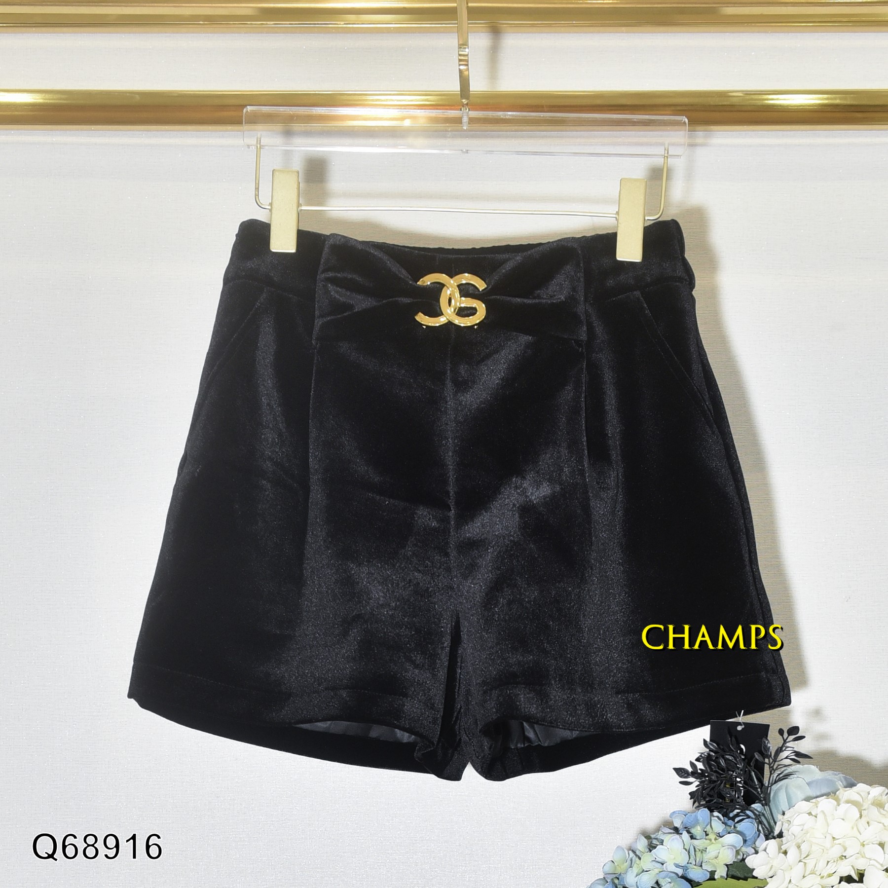 QUẦN SHORT NHUNG KHÓA 68916