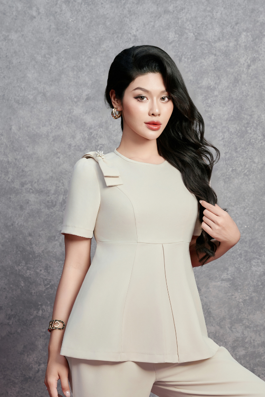 Áo Angela