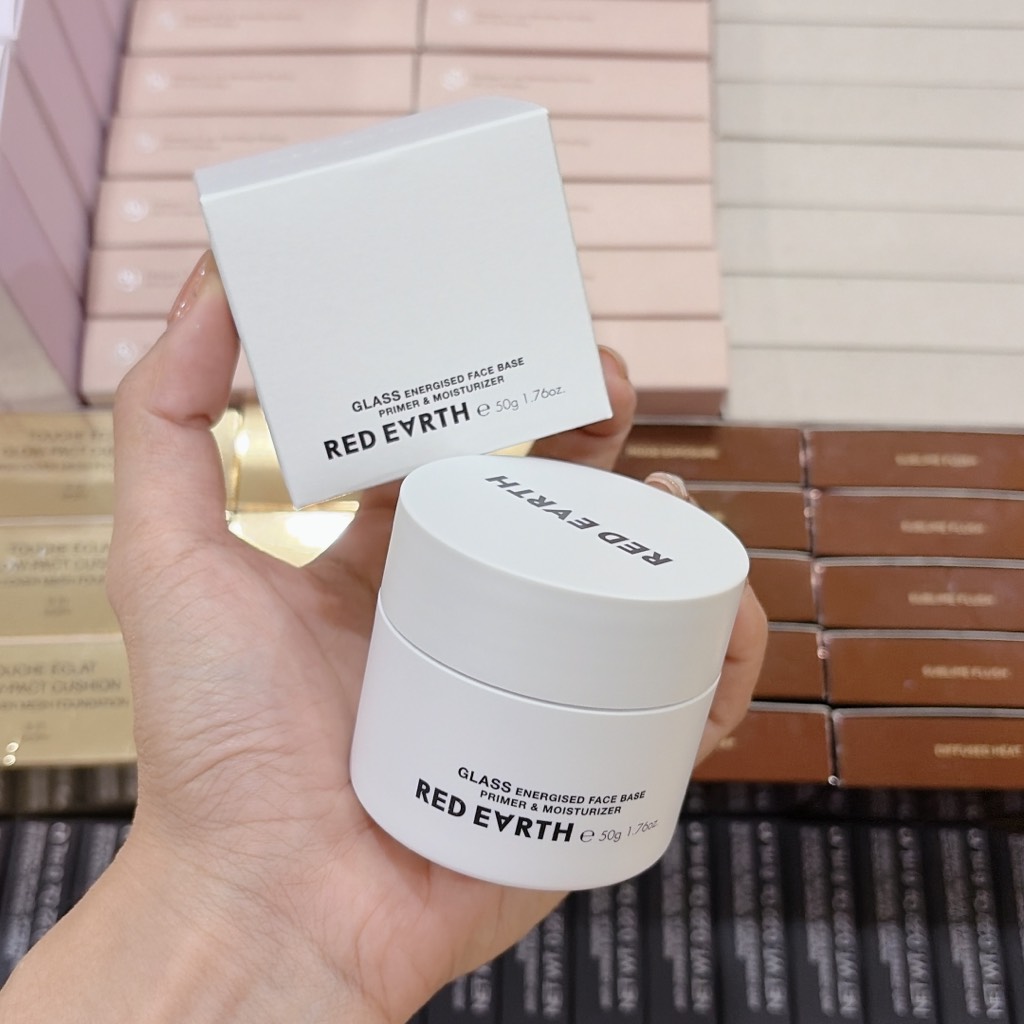 Kem lót Red Earth Energised Face Base