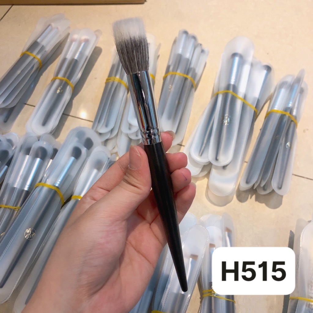 Cọ Makeup Chuyên Nghiệp TRUNG