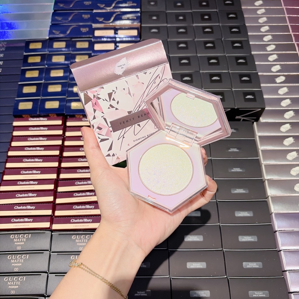 Highlight Fenty Diamond Bomb 8g