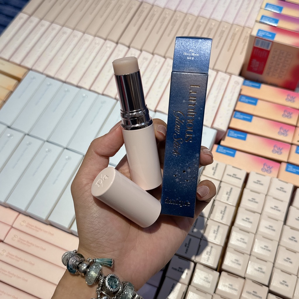 VAT - Highlight thỏi Dasique Luminous Glow Stick