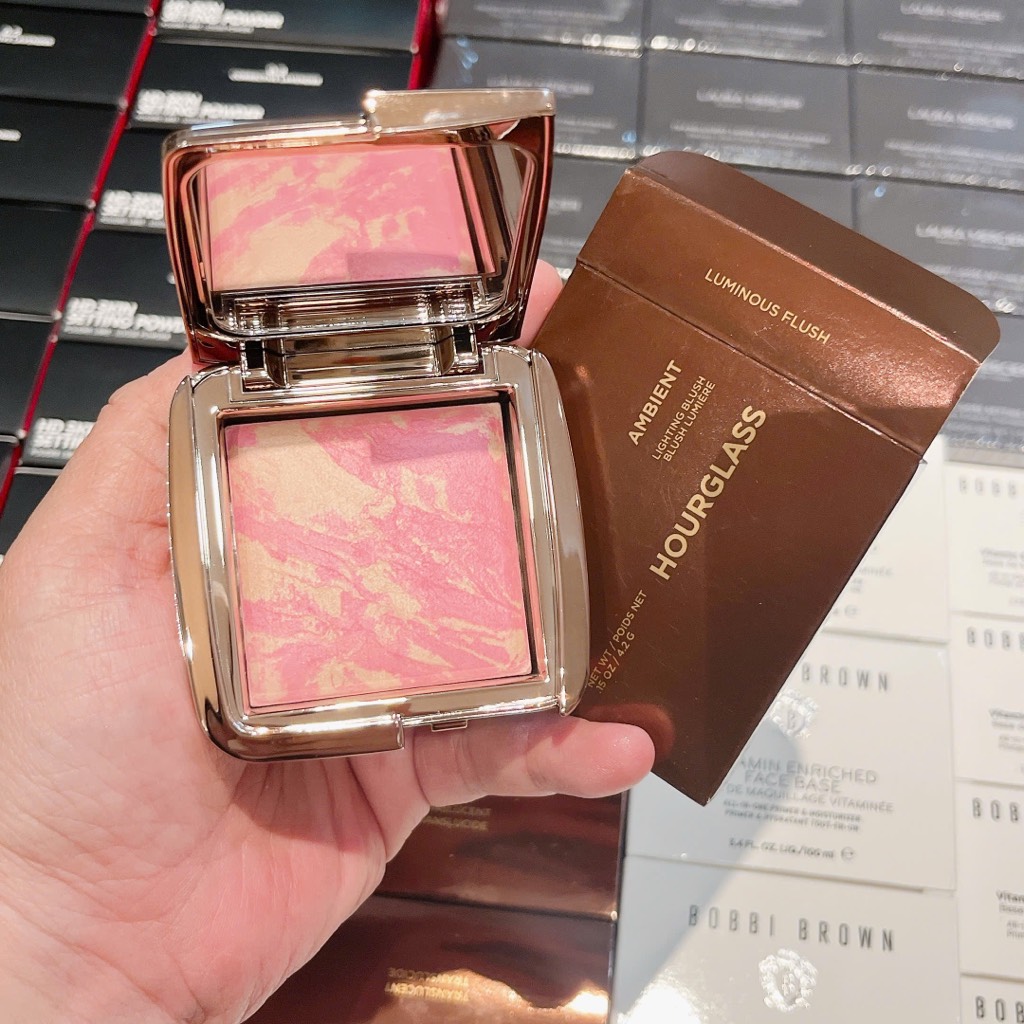 Má Hồng Hourglass Ambient