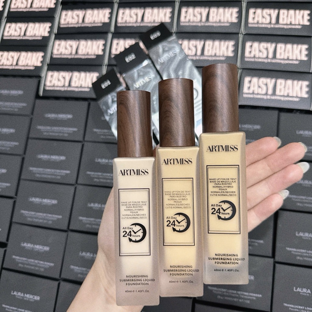 VAT - Kem Nền Artmiss 12H Illuminating Moist 40ml CT