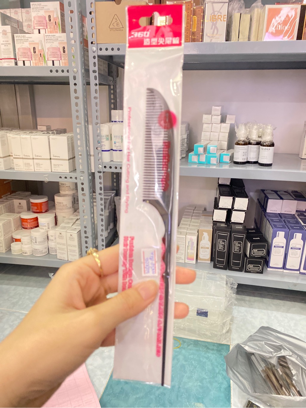 BEST SELL Lược cá mập