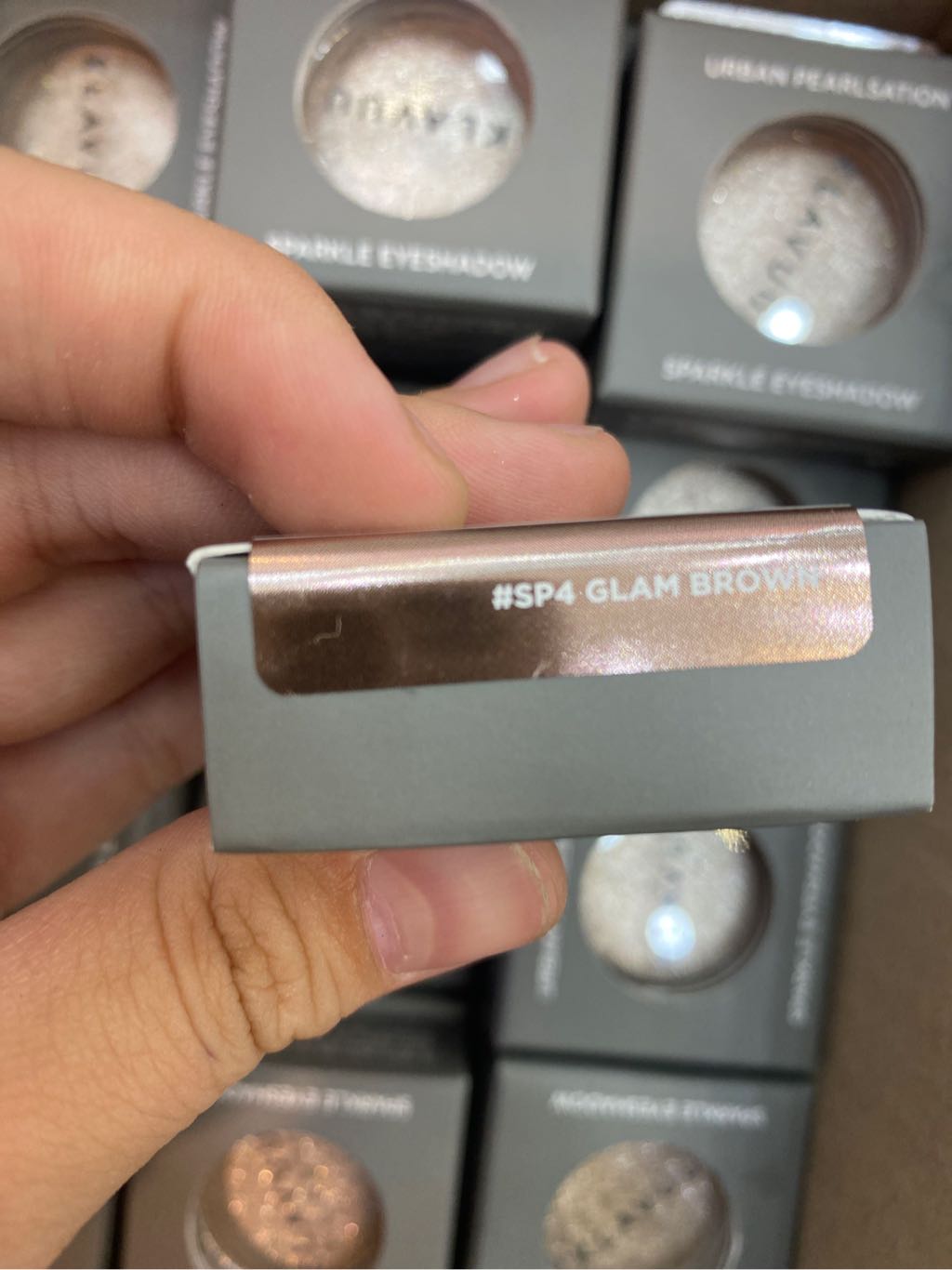 Nhũ Mắt Klavuu Urban Pearlsation Sparkle Eyeshadow