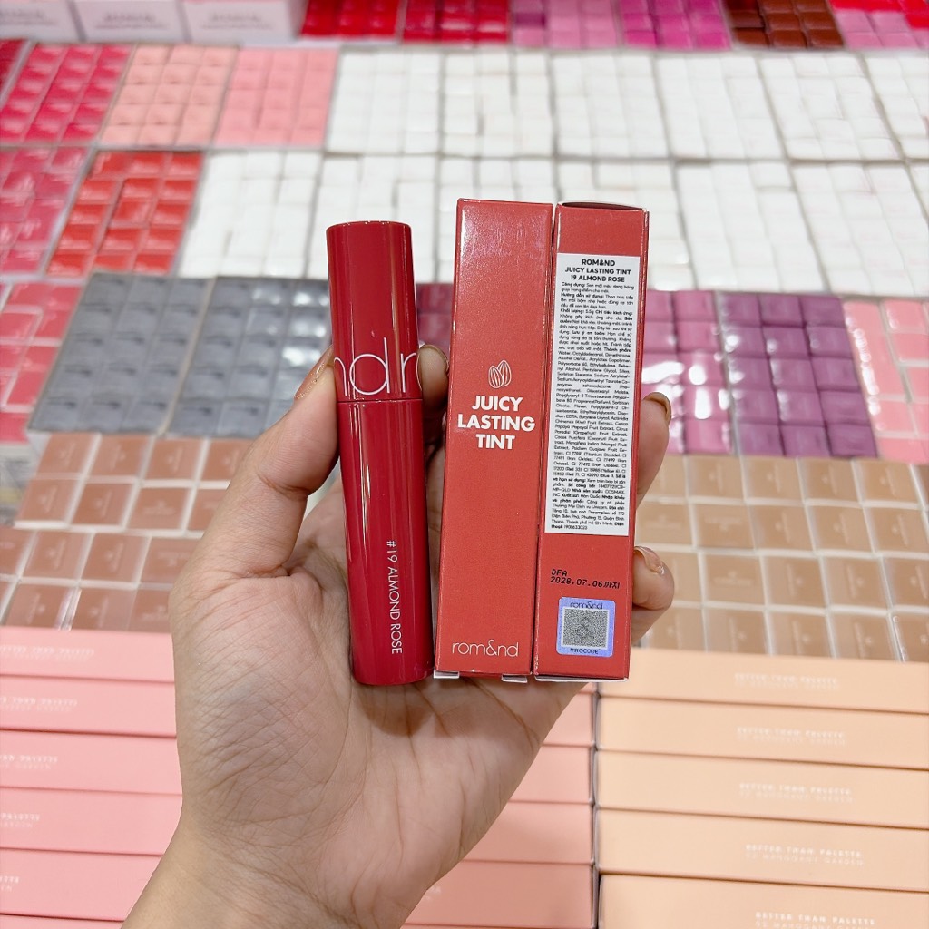 VAT - Son Bóng ROMAND Juicy Lasting Tint CT