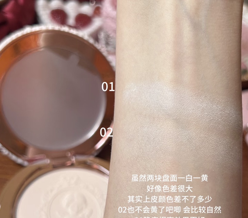 Phấn Nén Flower Knows Strawberry Cupid 9.5g