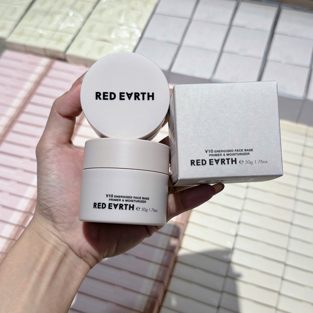 Kem lót Red Earth Energised Face Base