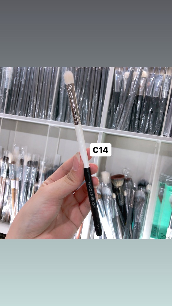 Cọ lẻ Makeup Show