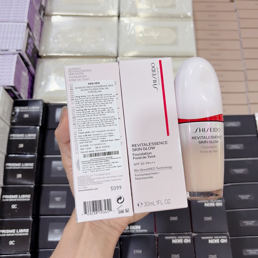 VAT - Nền Shiseido Revital Essence Skin Glow 30ml CT